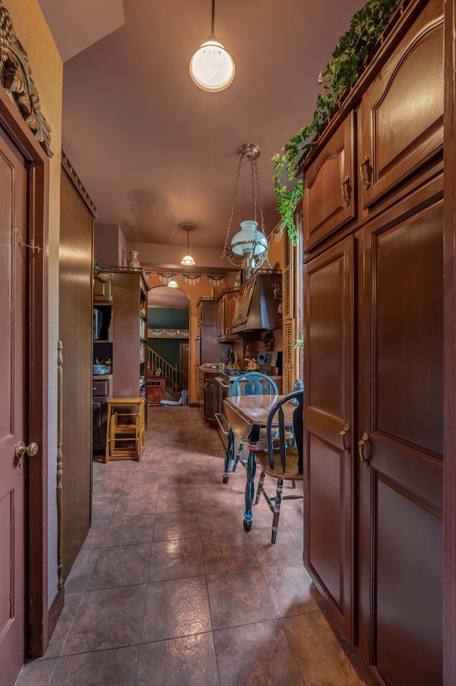1023 Riverside Dr, Greenup, KY 41144 - view of hall