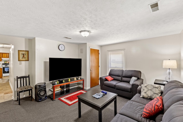 858 Lylesville St, Paris, KY 40361 - living area with carpet floors and baseboards