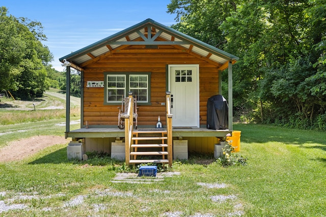 exterior space with a lawn