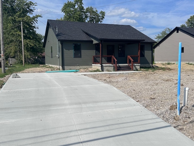 bungalow featuring a porch