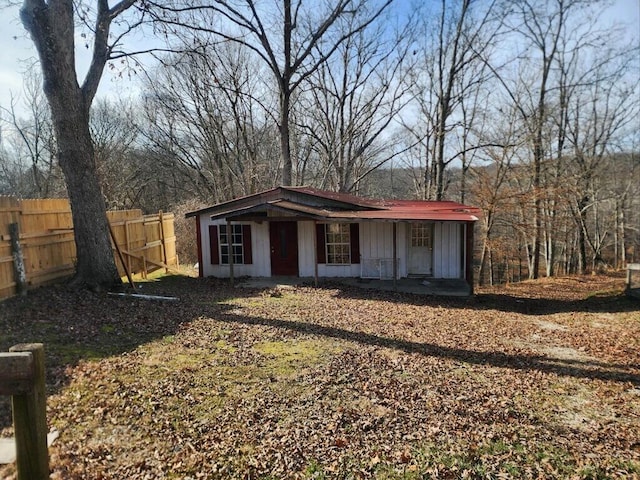 view of outdoor structure with a porch