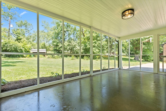 view of unfurnished sunroom