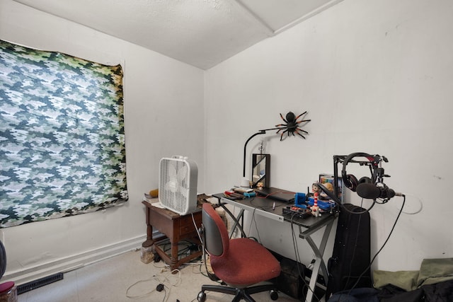 106 18th St, Corbin, KY 40701 - view of office area