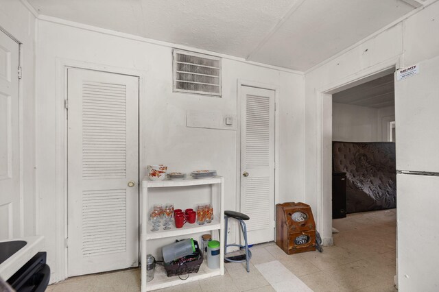 106 18th St, Corbin, KY 40701 - interior space featuring light tile patterned flooring