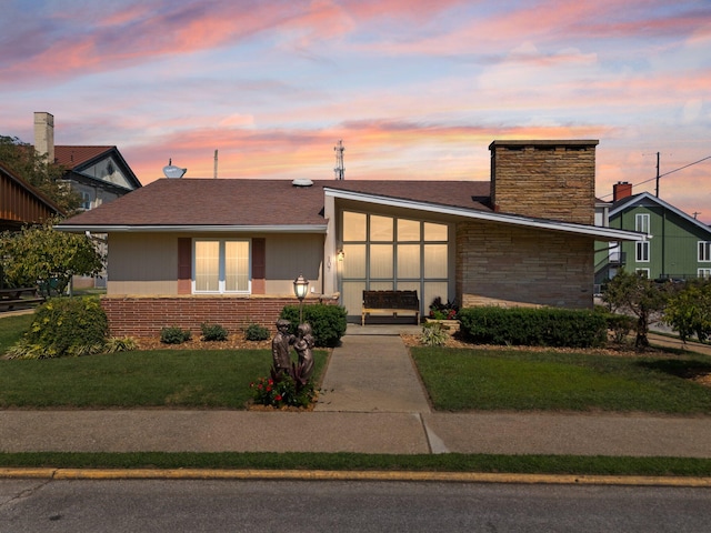 view of front of house