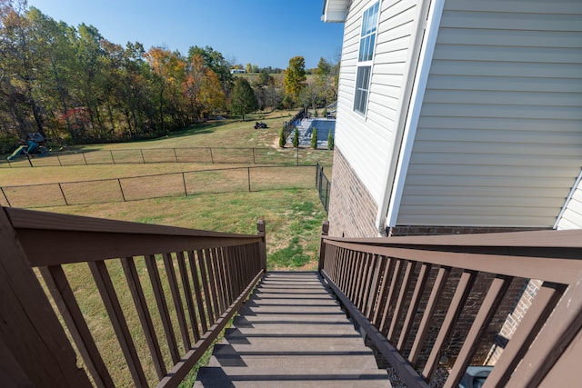 exterior space featuring a lawn