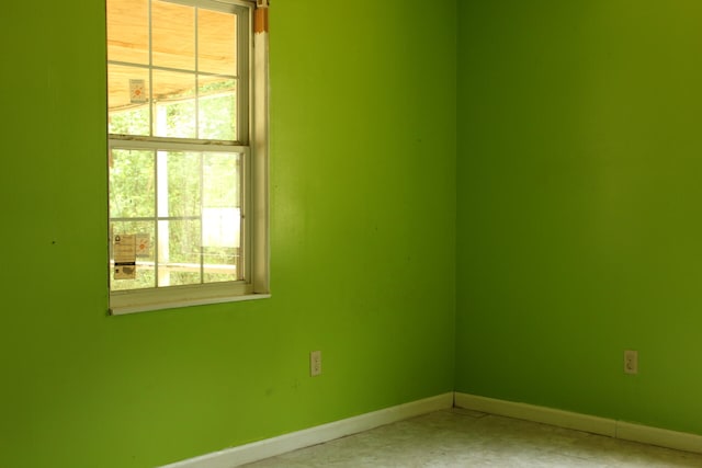 empty room featuring concrete floors