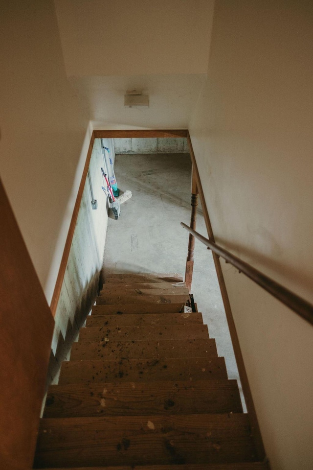 8594 Morehead Rd, Flemingsburg, KY 41041 - view of stairs