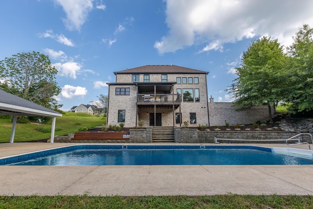 view of outdoor pool