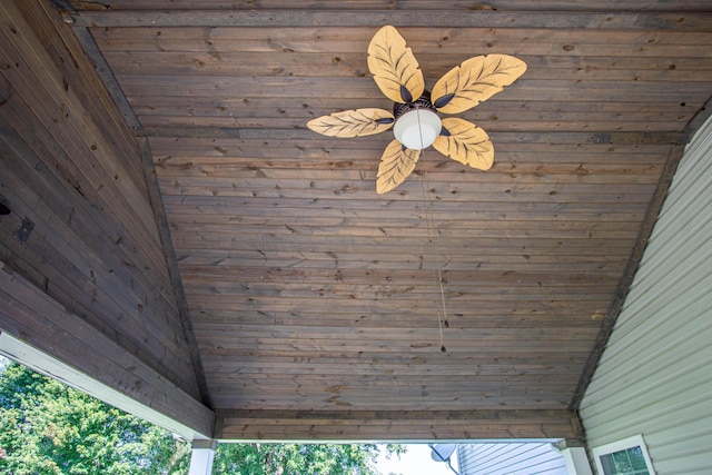 exterior details featuring ceiling fan