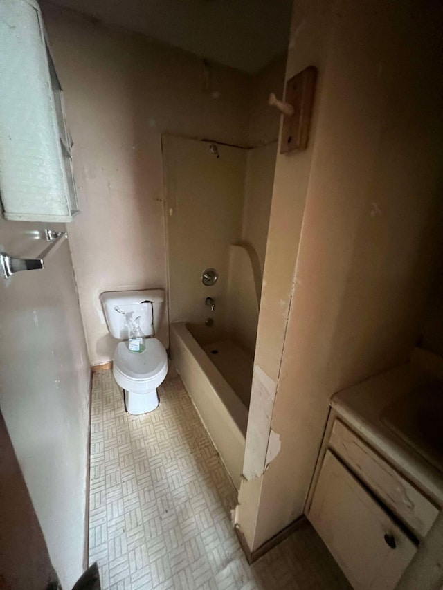 full bathroom featuring tile patterned flooring, toilet, shower / bathing tub combination, and vanity