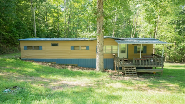 view of front facade with a deck