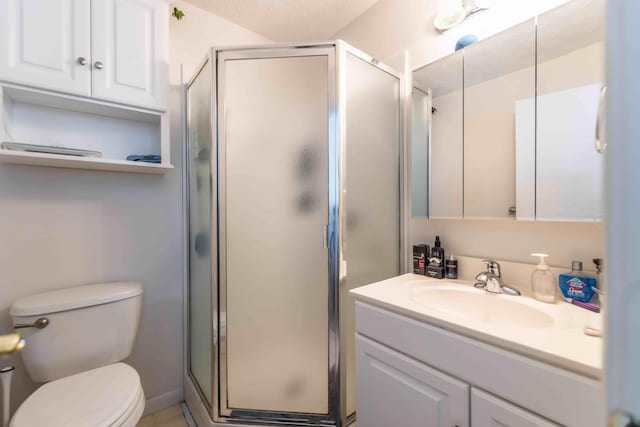 bathroom with walk in shower, toilet, a textured ceiling, and vanity