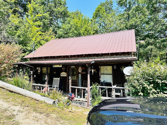 exterior space with a porch