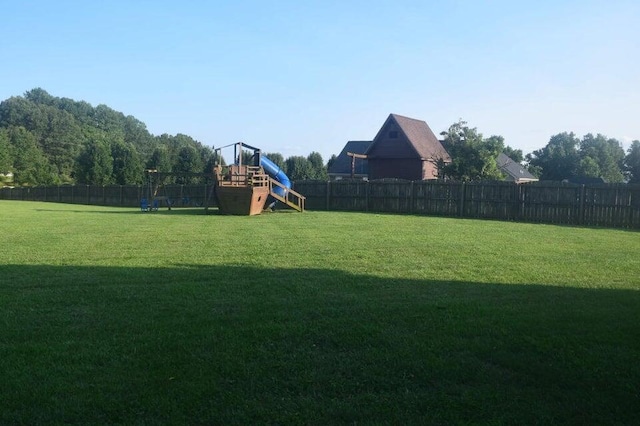 view of yard featuring a playground