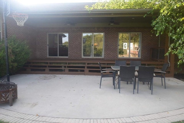 view of patio featuring a fire pit