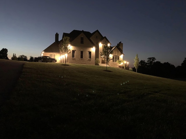 view of front of house with a front yard