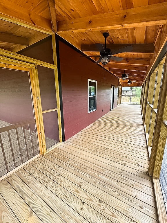 deck with ceiling fan