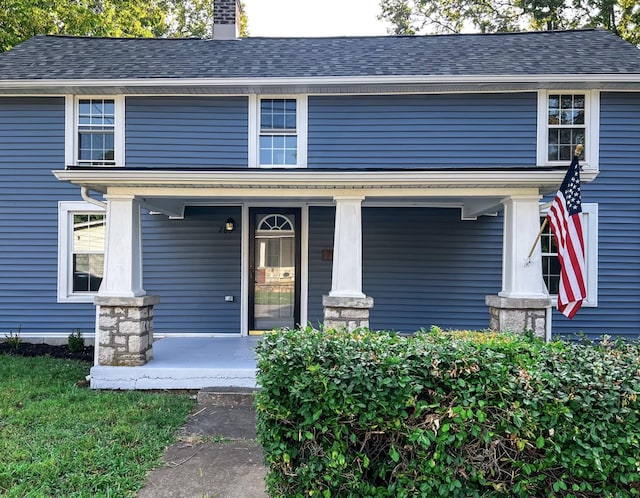 view of front facade featuring a porch