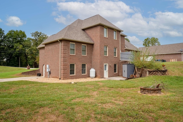 244 Water Cliff Dr, Somerset, KY 42503 - entryway with baseboards, stairway, vaulted ceiling, and wood finished floors