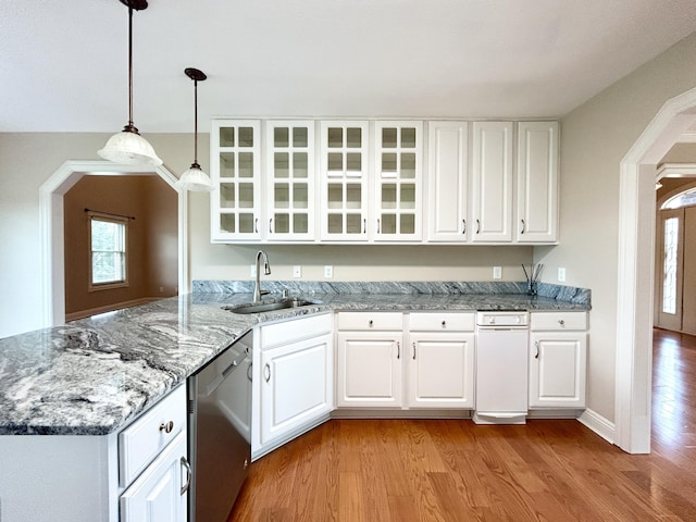 244 Water Cliff Dr, Somerset, KY 42503 - clothes washing area with light tile patterned floors, separate washer and dryer, and laundry area