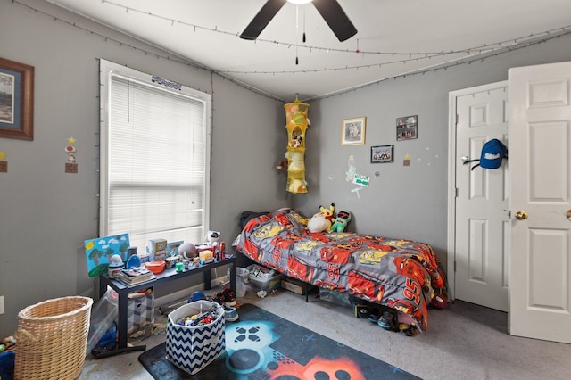 bedroom featuring a ceiling fan