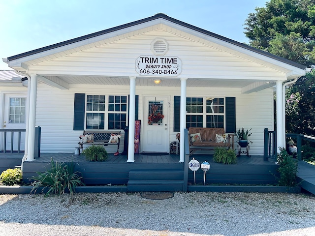 view of front of home with a porch