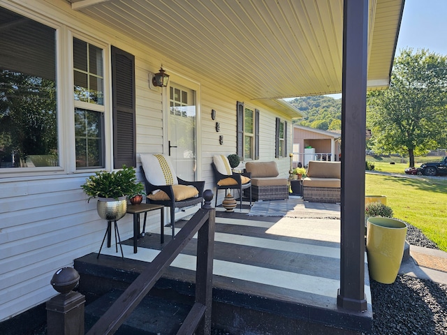 view of patio / terrace with covered porch