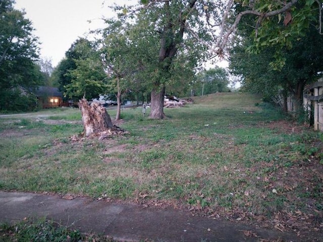 122 4th St, Berry, KY 41003