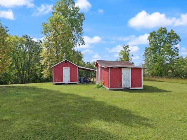 view of outdoor structure with a lawn