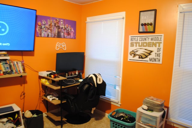 office area with carpet flooring