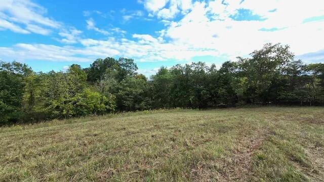 Listing photo 3 for 2602 E Fork Rd, Mackville KY 40040