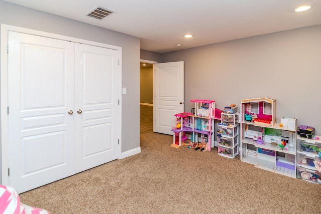 playroom featuring carpet floors