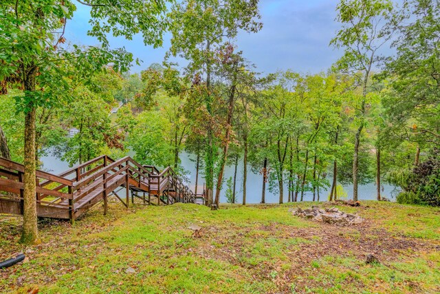 view of yard with a water view