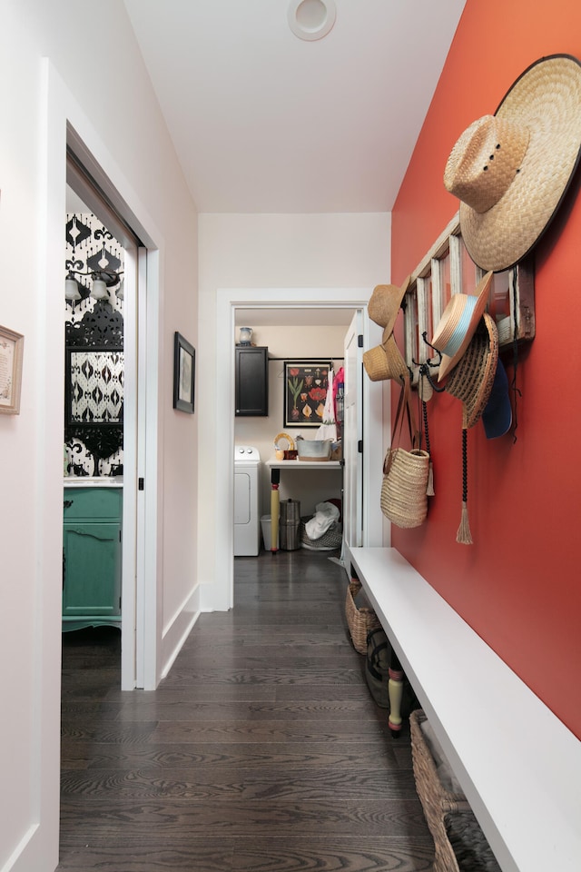 mudroom with washer / clothes dryer and dark hardwood / wood-style floors