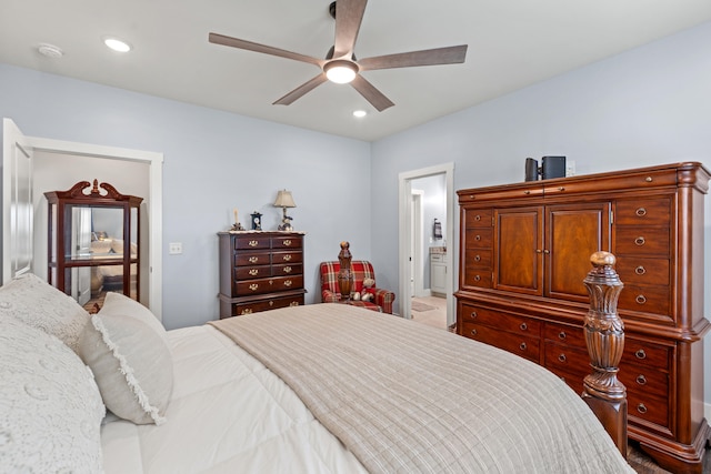 bedroom with ceiling fan