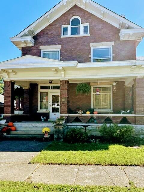 view of front of home with a porch