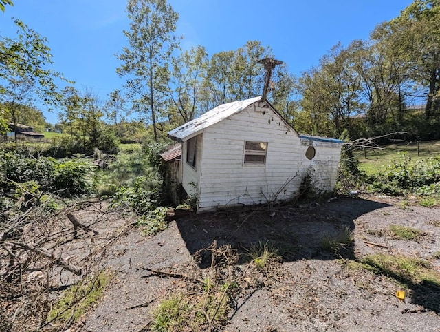 view of side of property