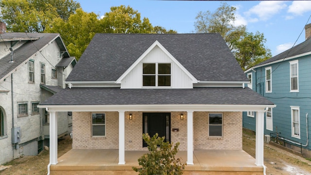 view of front of home featuring covered porch