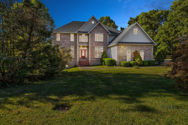 craftsman house with a front yard