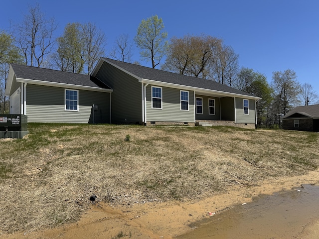 218 Little Acres Rd, Lily, KY 40740 - single story home featuring crawl space