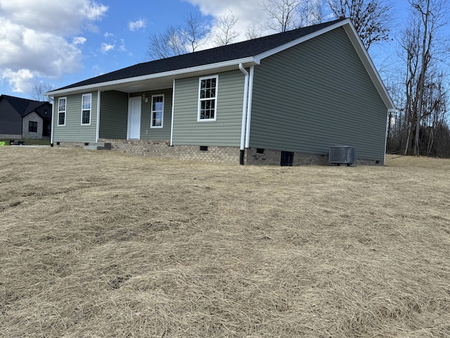 218 Little Acres Rd, Lily, KY 40740 - rear view of property with crawl space and central AC