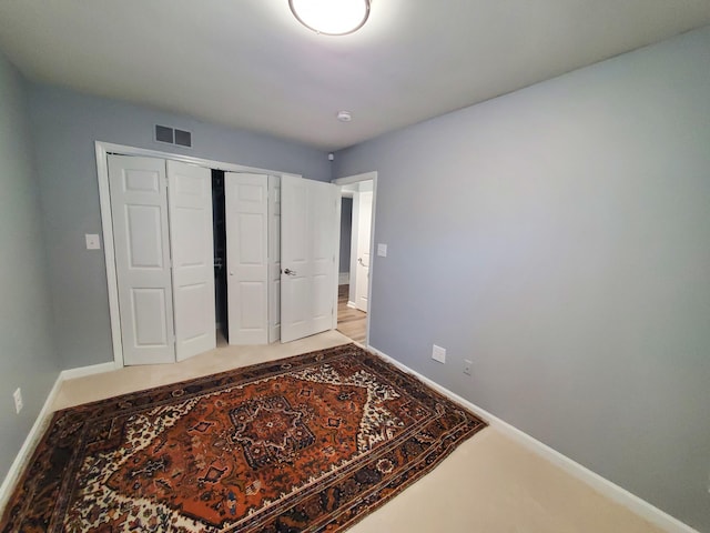 bedroom featuring a closet