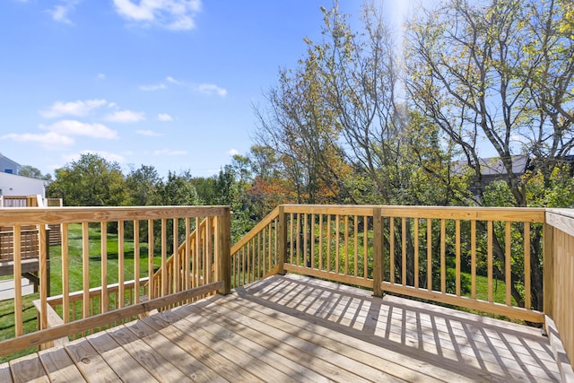 437 Friendly Ave, Nicholasville, KY 40356 - deck with a yard