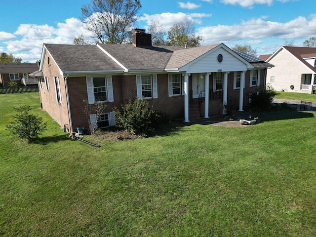 view of front of house with a front yard