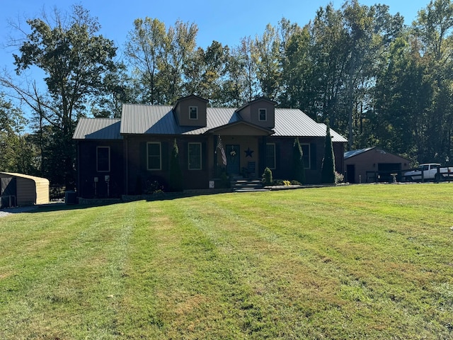 view of front of property with a front yard