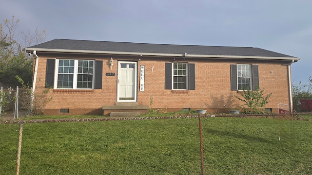 view of front of house featuring a front yard