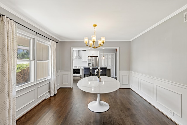 unfurnished dining area featuring dark wood-type flooring, a notable chandelier, and ornamental molding