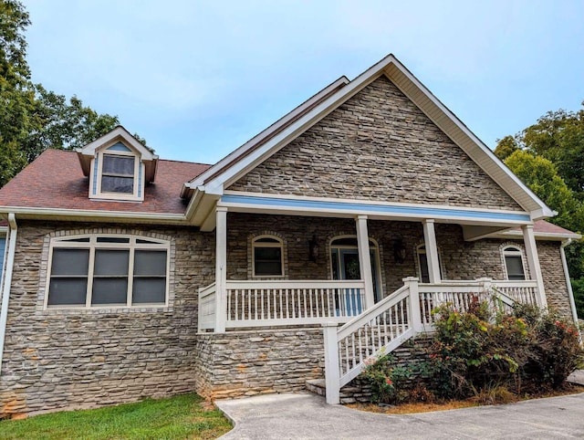 view of front of property with a porch