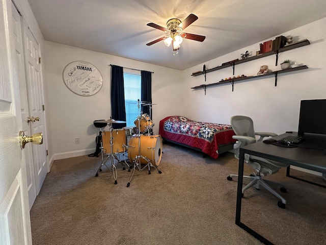 bedroom featuring carpet flooring and ceiling fan